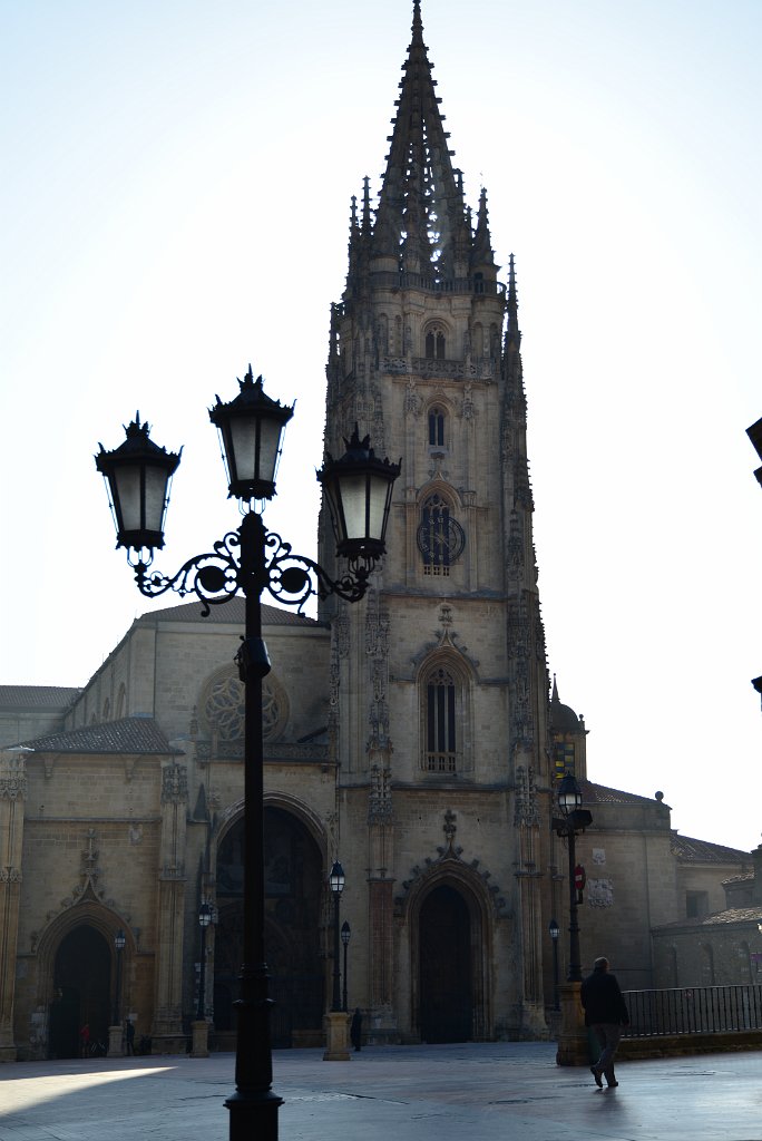48 Oviedo, cattedrale.JPG